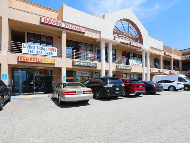 Townhouse for sale in Garden Grove