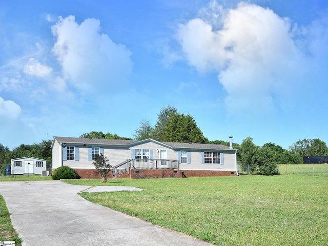 House for sale in Starr, South Carolina