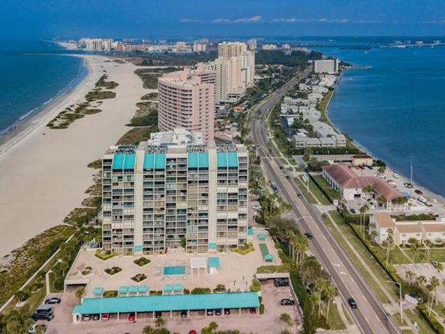 Condo for sale in Clearwater, Florida