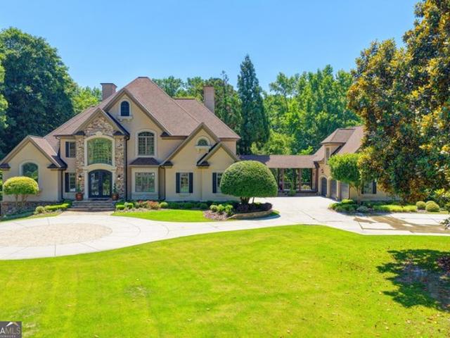 House for sale in Grayson, Georgia