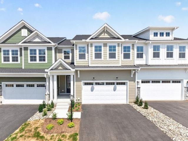 Townhouse for sale in Virginia