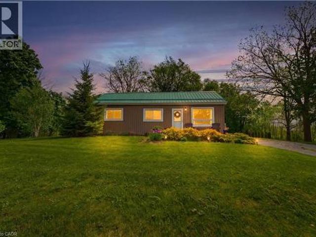 House for sale in Caledonia, Ontario
