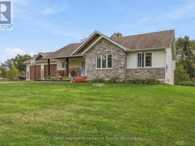 House for sale in Central Ontario, Ontario