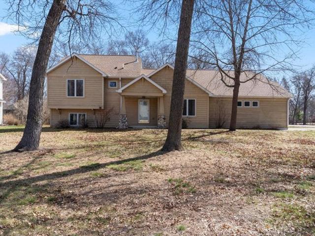 House for sale in Baxter, Minnesota