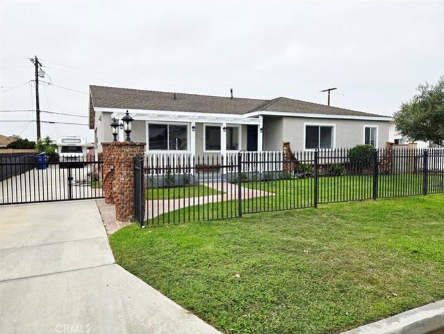 House for sale in Midway City, California