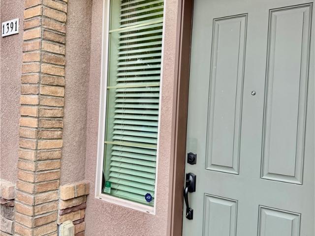 Townhouse for sale in Fullerton, California
