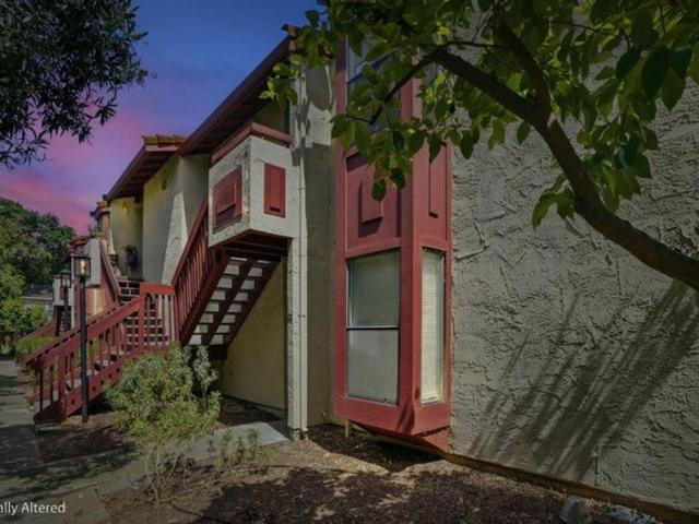 Condo for sale in Concord, California
