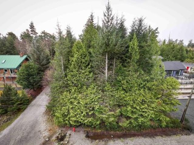 Land for sale in Clayoquot, British Columbia