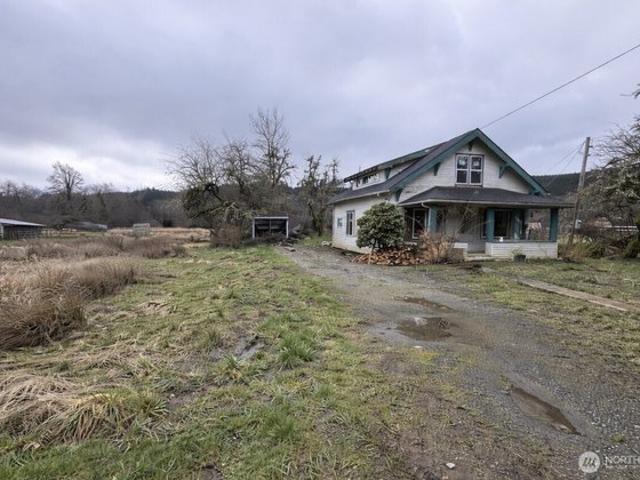 House for sale in Shelton, Washington