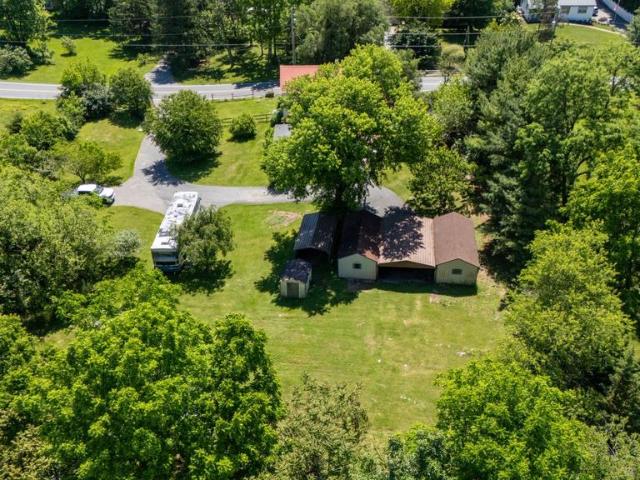 House for sale in Shady Grove, Pennsylvania