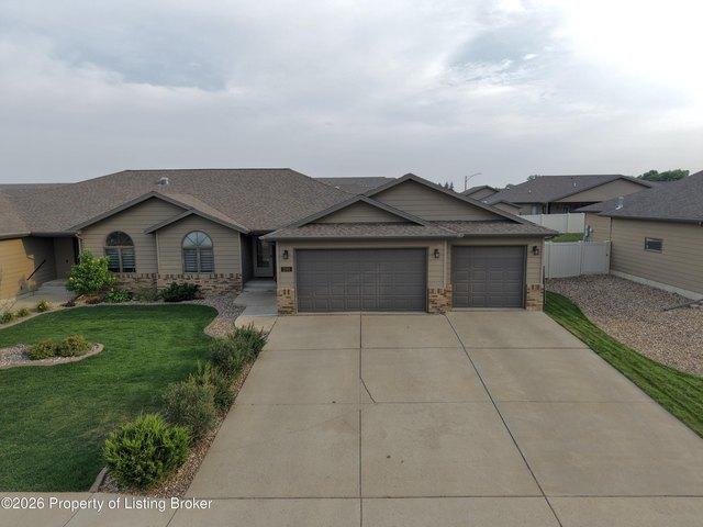 House for sale in Dickinson, North Dakota