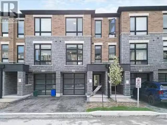 Condo for rent in Oshawa