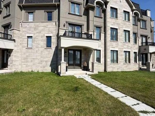 House for rent in Oakville, Ontario