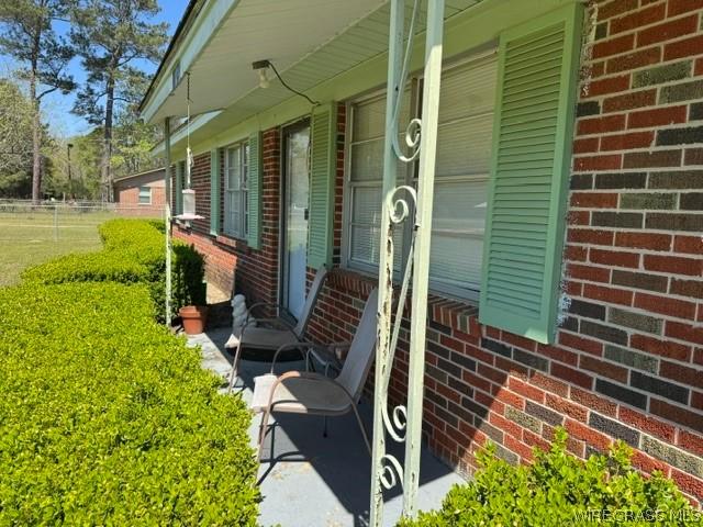House for sale in Cottonwood, Alabama