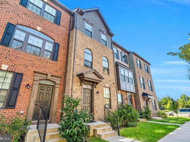 Townhouse for sale in Virginia
