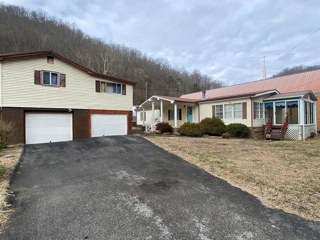 House for sale in Mingo, West Virginia