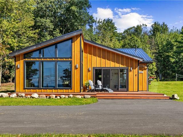 House for sale in Oneida, New York
