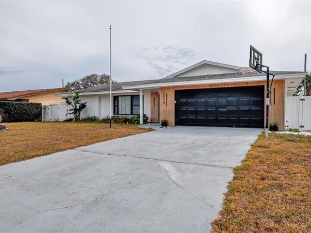 House for sale in Seminole, Florida