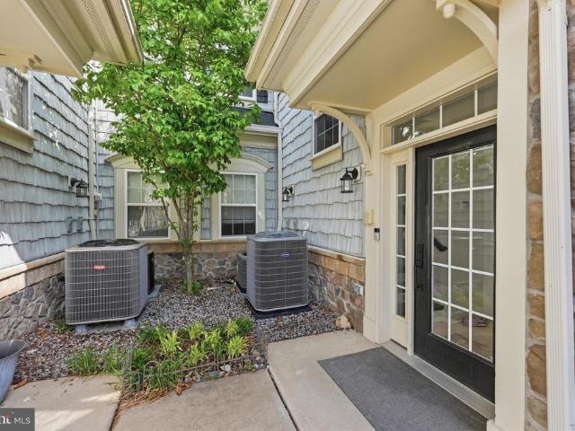 Condo for sale in Virginia