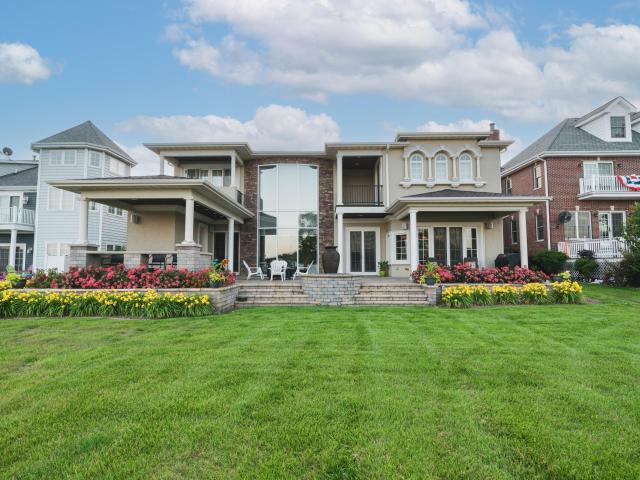 House for sale in Cedar Lake, Indiana