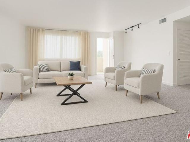 Condo for sale in Van Nuys Neighborhood Council District, Canoga Park