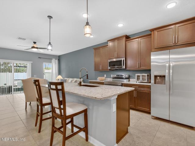 Townhouse for sale in Jacksonville, Florida