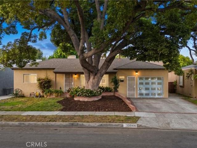 House for sale in Paramount, Los Angeles County