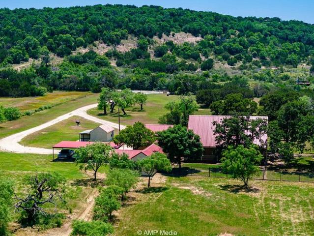 House for sale in Taylor, Texas