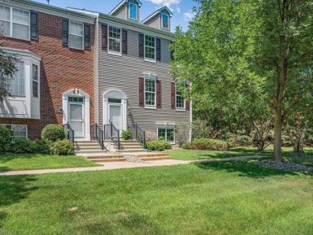 Townhouse for sale in Ramsey