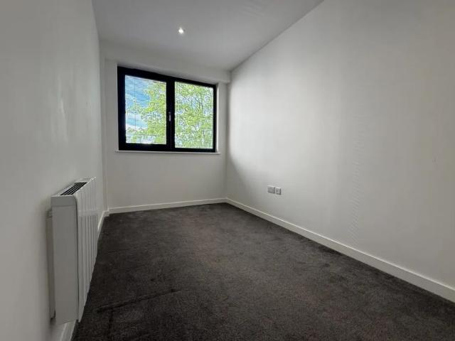 Room for rent in Whetstone, Oakleigh Park