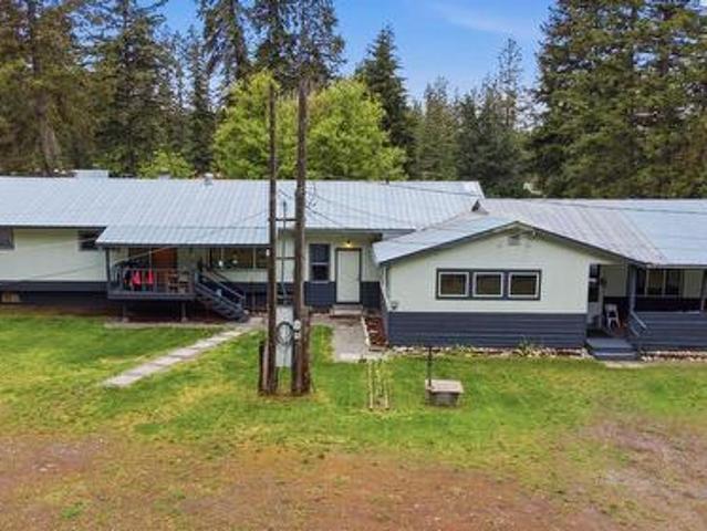 House for sale in Cherryville, British Columbia