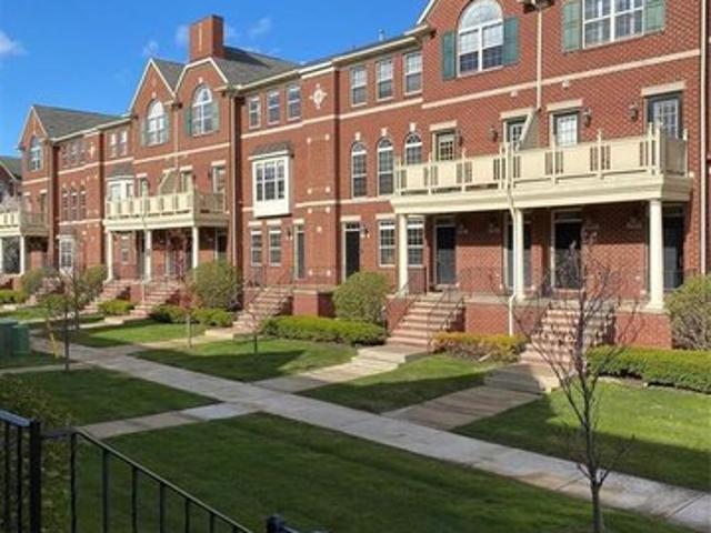 Townhouse for sale in Troy, Michigan