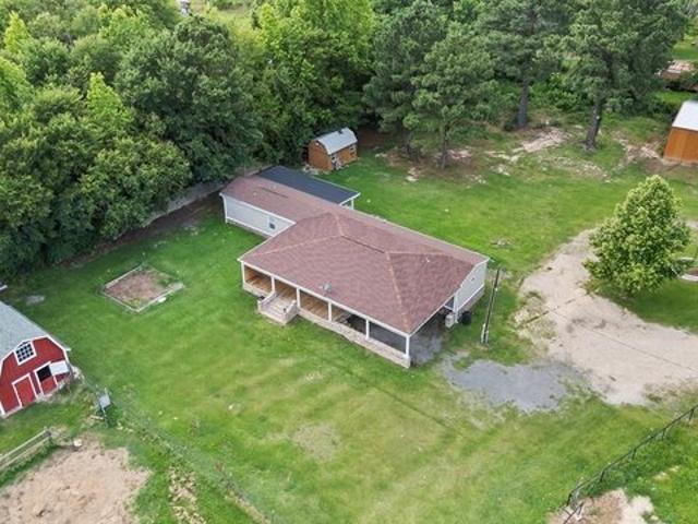 House for sale in New Boston, Texas
