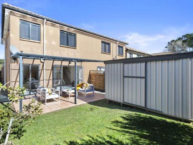 Townhouse for sale in East Tāmaki, Howick