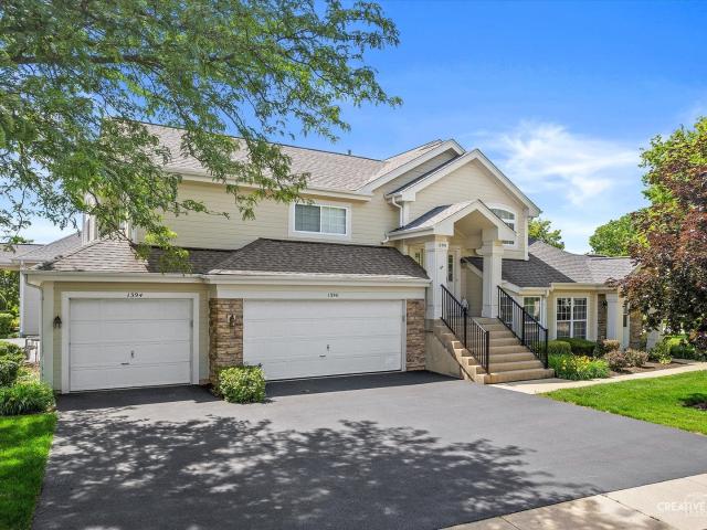 Condo for sale in Batavia, Illinois