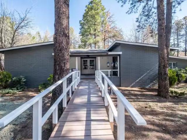 House for sale in Flagstaff