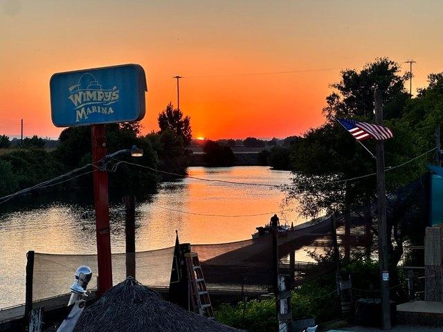 House for sale in Walnut Grove, California