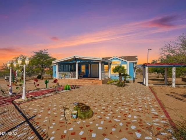 House for sale in Vail, Arizona