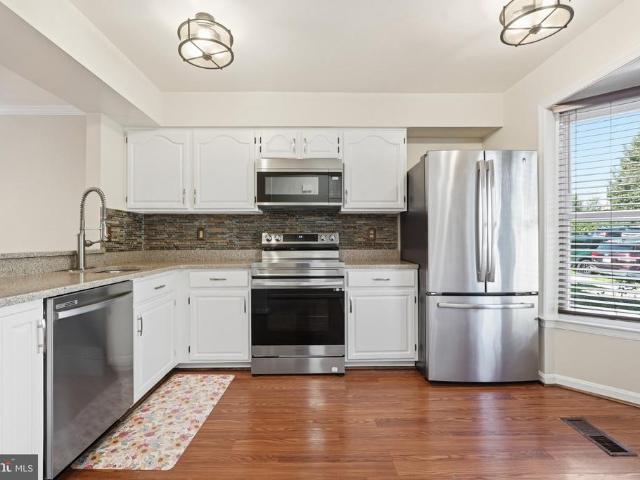 Townhouse for sale in Centreville, Fairfax County