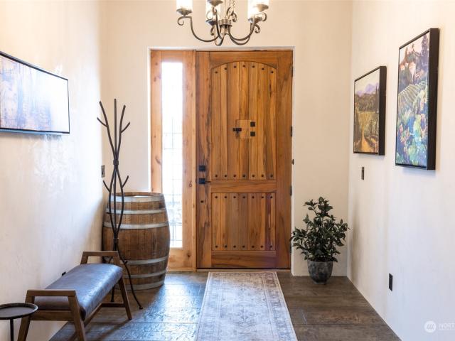 House for sale in East Wenatchee