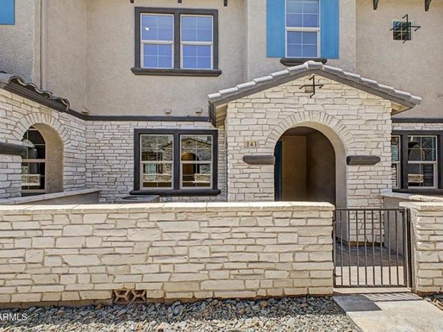 Townhouse for sale in Surprise, Arizona