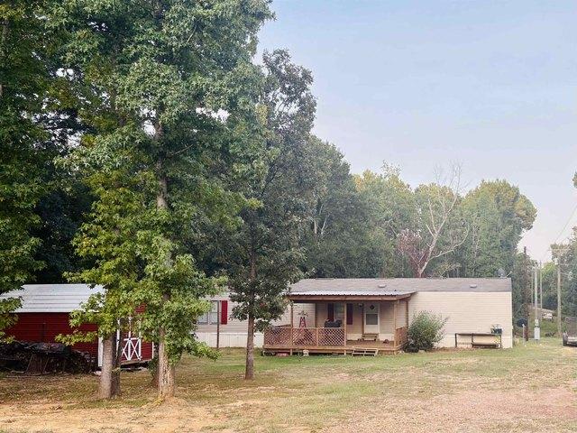 House for sale in Henderson, Texas