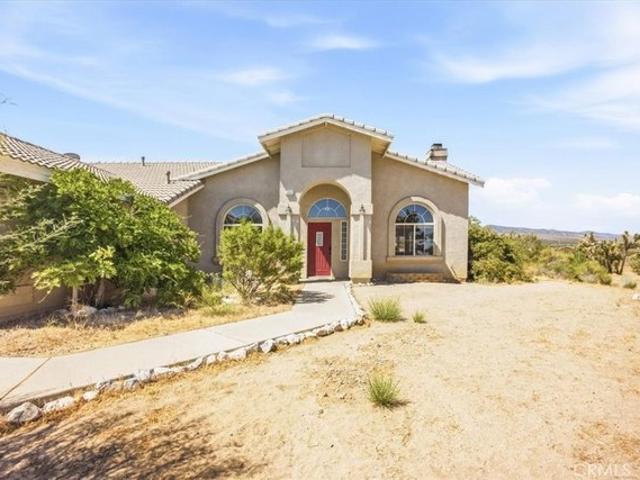 House for sale in Pinon Hills, California