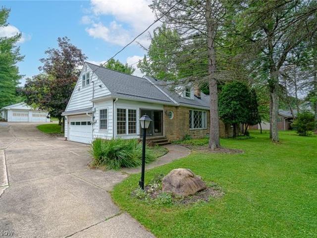 House for sale in Broadview Heights, Ohio