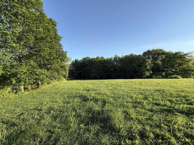 House for sale in Trenton, Kentucky