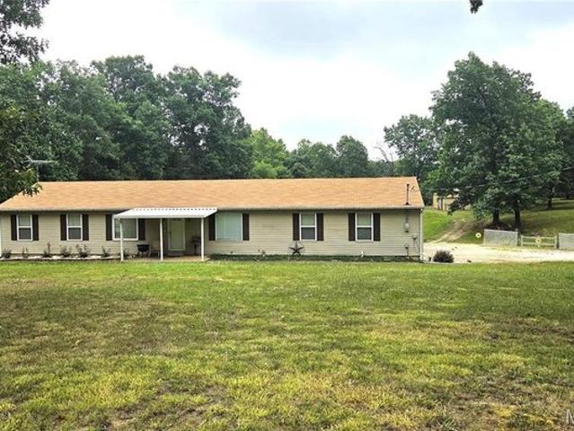 House for sale in De Soto, Missouri
