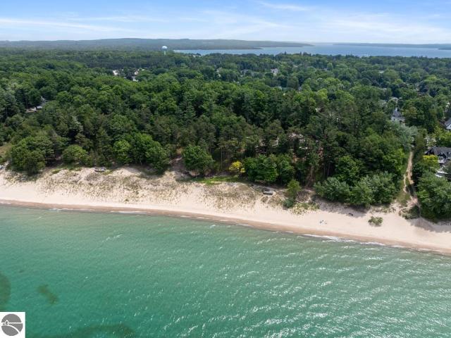 House for sale in Charlevoix, Michigan