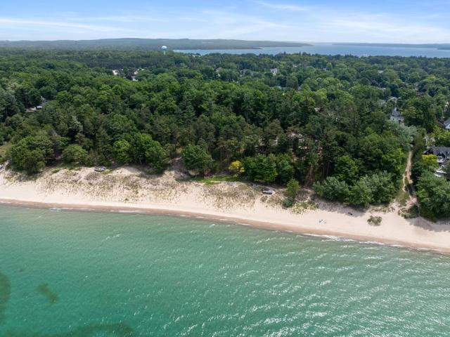 House for sale in Charlevoix, Michigan