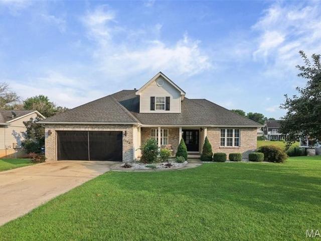 House for sale in Edwardsville, Illinois