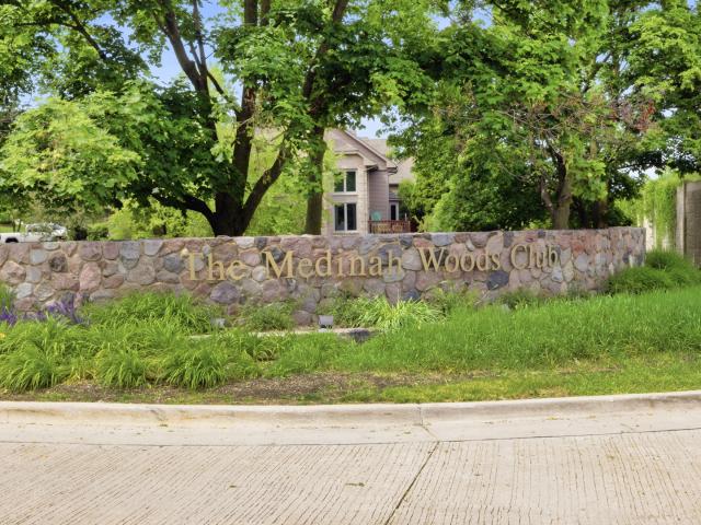 Townhouse for sale in Itasca, Illinois